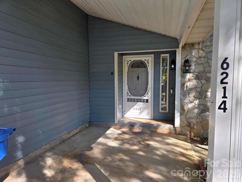 6214 Elkington Lane, Mint Hill, NC 28227.  MLS# CAR4424039, YatesRealty ID 50473. 
