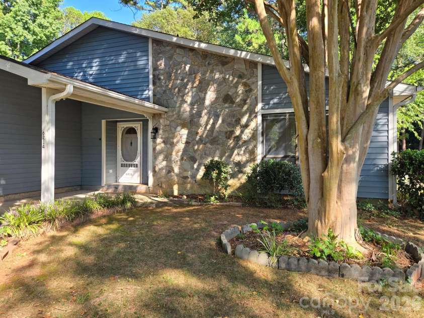 6214 Elkington Lane, Mint Hill, NC 28227.  MLS# CAR4424039, YatesRealty ID 50473. 