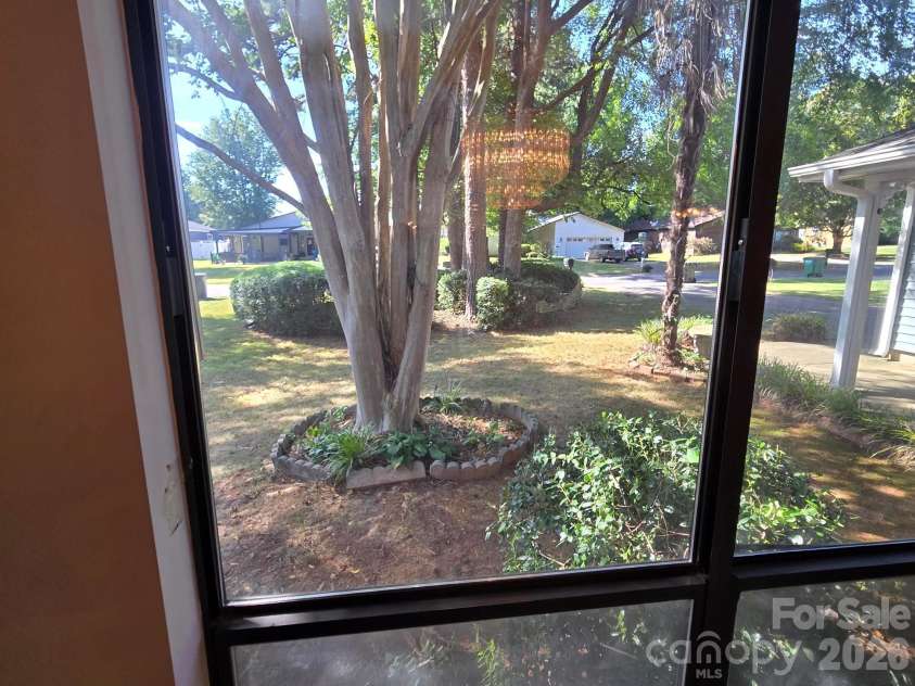 6214 Elkington Lane, Mint Hill, NC 28227.  MLS# CAR4424039, YatesRealty ID 50473. 