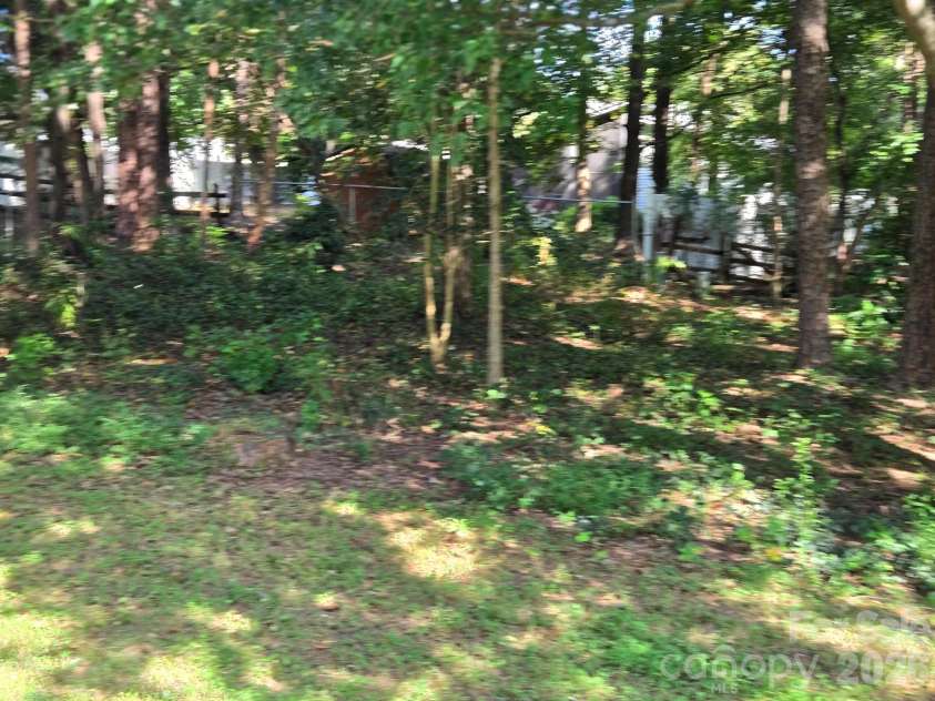 6214 Elkington Lane, Mint Hill, NC 28227.  MLS# CAR4424039, YatesRealty ID 50473. 