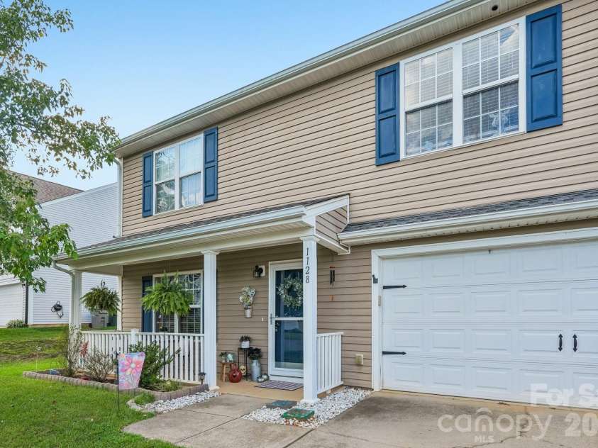 1128 Ametrine Lane, Dallas, NC 28034.  MLS# CAR4423907, YatesRealty ID 50475. 