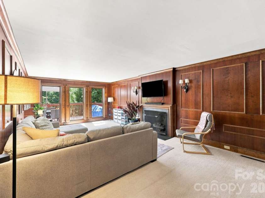 70 Edgewood Avenue, Concord, NC 28025.  MLS# CAR4423663, YatesRealty ID 50476. 