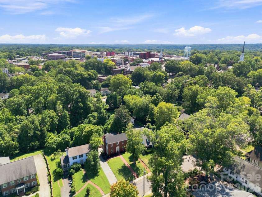 70 Edgewood Avenue, Concord, NC 28025.  MLS# CAR4423663, YatesRealty ID 50476. 