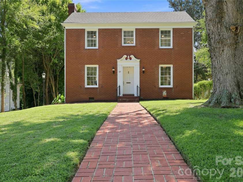 70 Edgewood Avenue, Concord, NC 28025.  MLS# CAR4423663, YatesRealty ID 50476. 