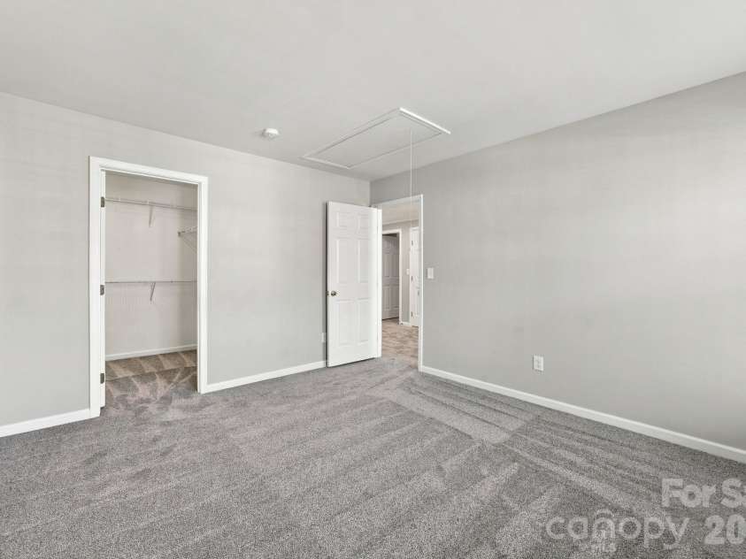 6208 Metter Street, Charlotte, NC 28270.  MLS# CAR4423765, YatesRealty ID 50477. 