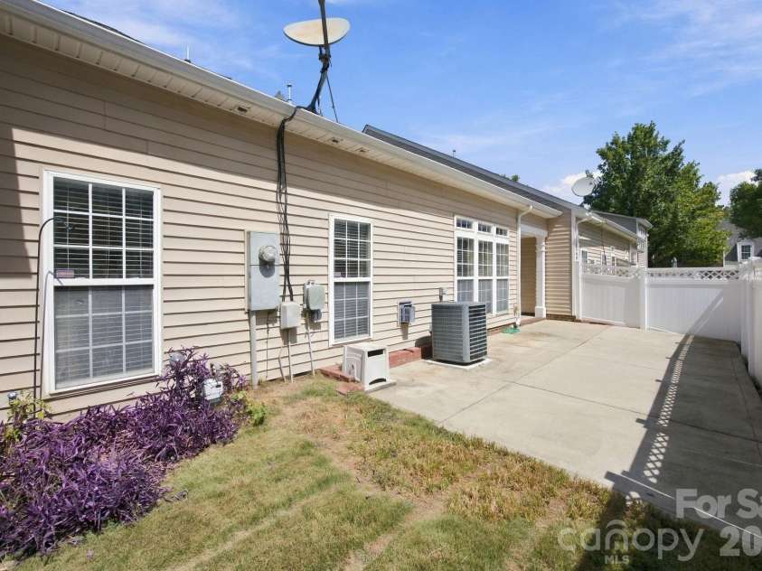 6208 Metter Street, Charlotte, NC 28270.  MLS# CAR4423765, YatesRealty ID 50477. 