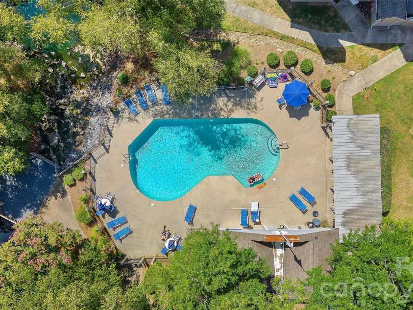2508 Stradbrook Drive, Charlotte, NC 28210.  MLS# CAR4423800, YatesRealty ID 50478. 