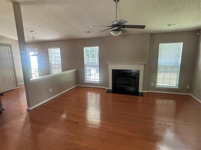 7216 Preakness Stakes Lane, Charlotte, NC 28215.  MLS# CAR4398918, YatesRealty ID 50479. 