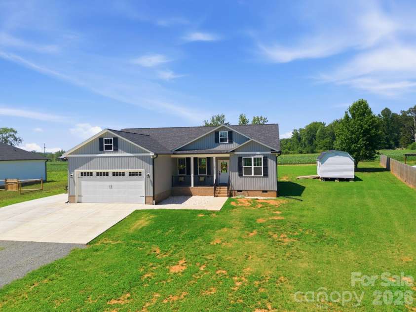 140 Smoke Lane, Salisbury, NC 28147.  MLS# CAR4404075, YatesRealty ID 5048. 