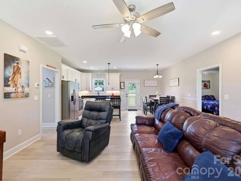 140 Smoke Lane, Salisbury, NC 28147.  MLS# CAR4404075, YatesRealty ID 5048. 