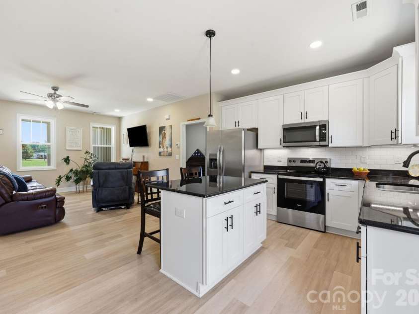 140 Smoke Lane, Salisbury, NC 28147.  MLS# CAR4404075, YatesRealty ID 5048. 