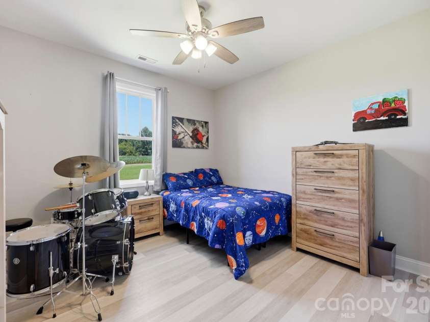 140 Smoke Lane, Salisbury, NC 28147.  MLS# CAR4404075, YatesRealty ID 5048. 