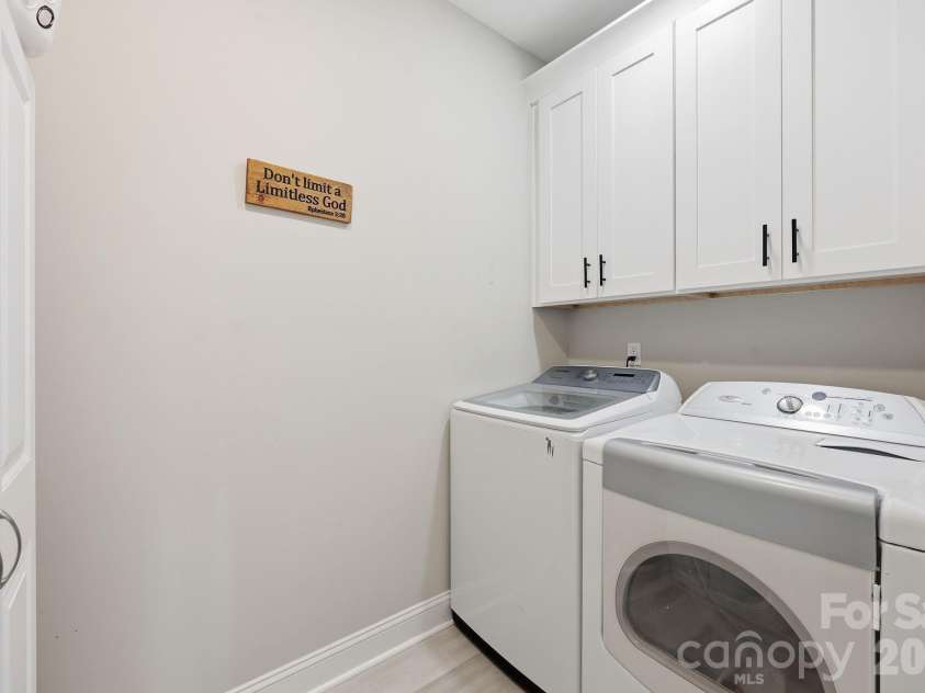140 Smoke Lane, Salisbury, NC 28147.  MLS# CAR4404075, YatesRealty ID 5048. 