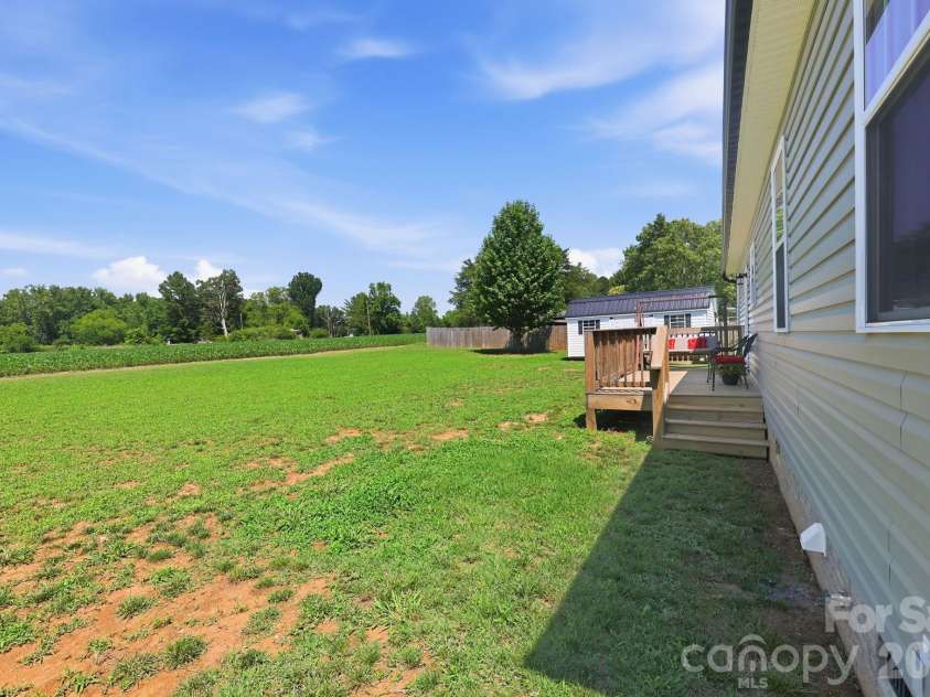 140 Smoke Lane, Salisbury, NC 28147.  MLS# CAR4404075, YatesRealty ID 5048. 