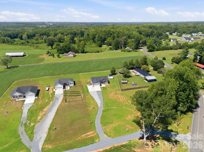 140 Smoke Lane, Salisbury, NC 28147.  MLS# CAR4404075, YatesRealty ID 5048. 