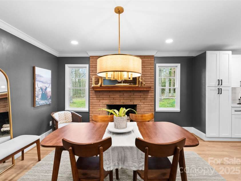 801 Glendora Drive, Charlotte, NC 28212.  MLS# CAR4239373, YatesRealty ID 5048. 