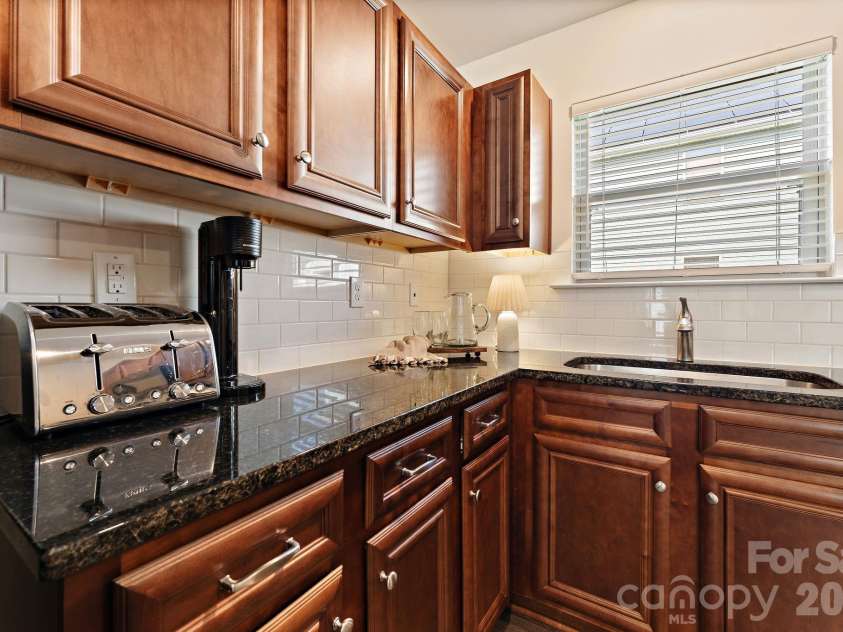 206 Notable Lane, Rock Hill, SC 29732.  MLS# CAR4417921, YatesRealty ID 50480. 