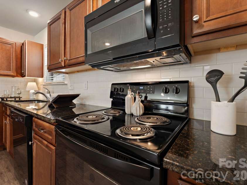 206 Notable Lane, Rock Hill, SC 29732.  MLS# CAR4417921, YatesRealty ID 50480. 