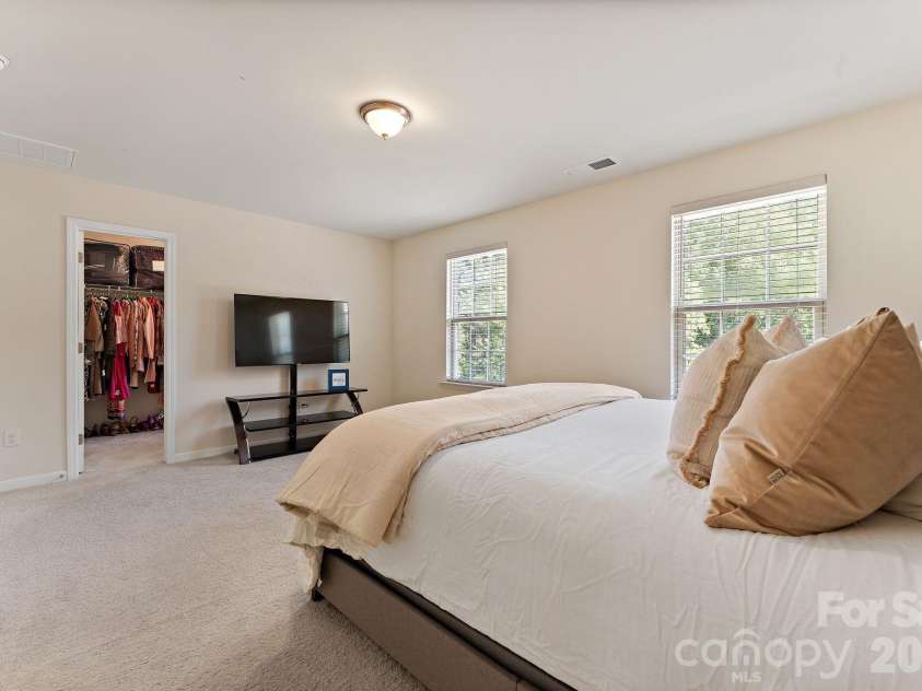 206 Notable Lane, Rock Hill, SC 29732.  MLS# CAR4417921, YatesRealty ID 50480. 