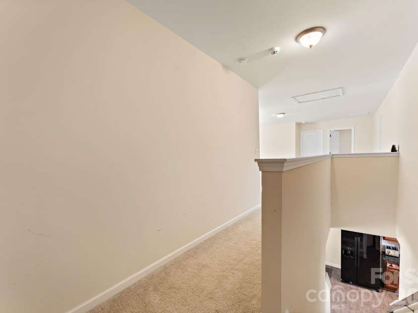206 Notable Lane, Rock Hill, SC 29732.  MLS# CAR4417921, YatesRealty ID 50480. Hallway to LOFT