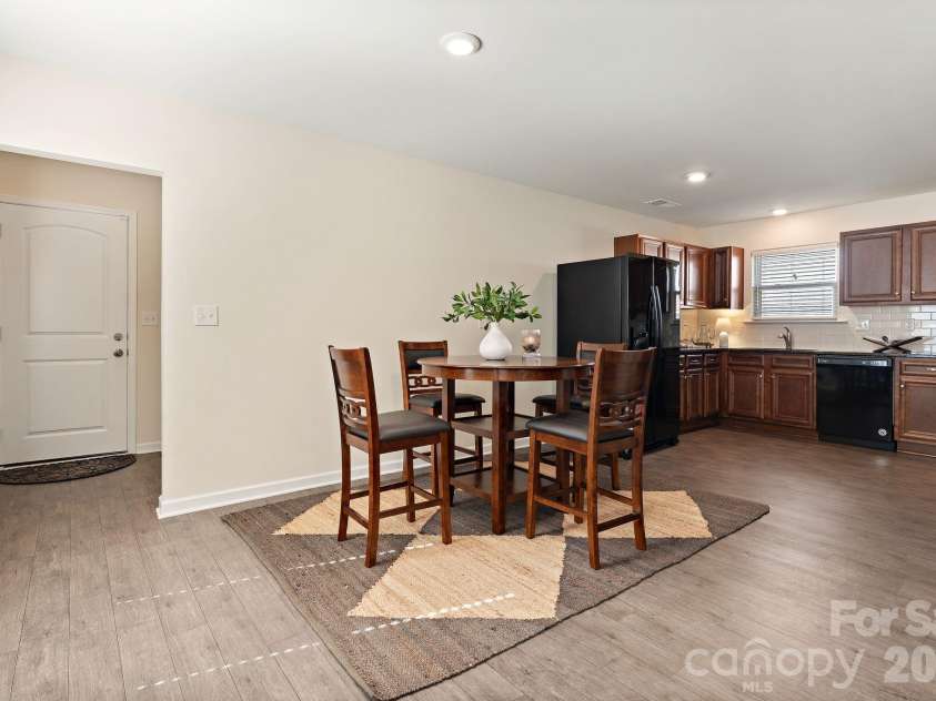 206 Notable Lane, Rock Hill, SC 29732.  MLS# CAR4417921, YatesRealty ID 50480. Kitchen dining
