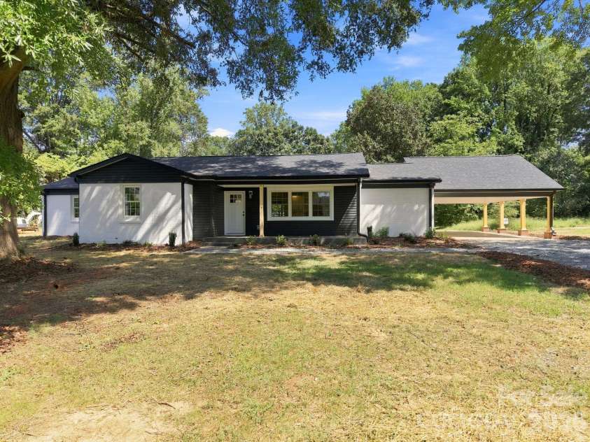 255 Lyerly Drive, Salisbury, NC 28146.  MLS# CAR4423692, YatesRealty ID 50481. 