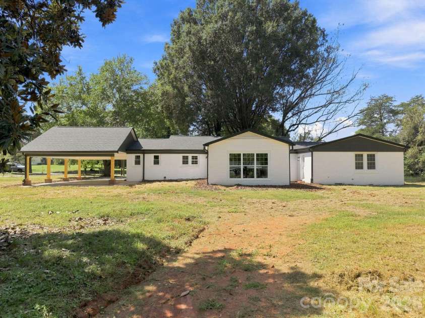 255 Lyerly Drive, Salisbury, NC 28146.  MLS# CAR4423692, YatesRealty ID 50481. 