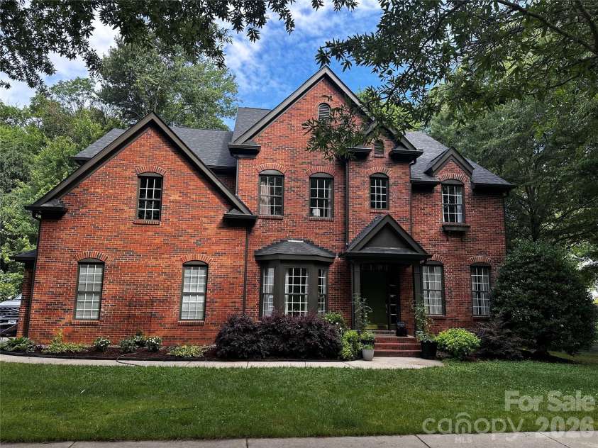 16030 Glen Miro Drive, Huntersville, NC 28078.  MLS# CAR4424079, YatesRealty ID 50485. 