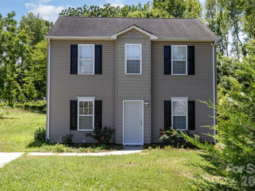 4206 Wilson Lane, Charlotte, NC 28206.  MLS# CAR4424094, YatesRealty ID 50488. 