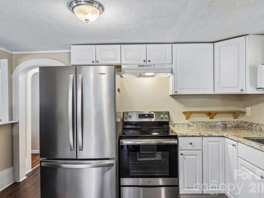 418 Sharptown Road, Canton, NC 28716.  MLS# CAR4421203, YatesRealty ID 50489. 