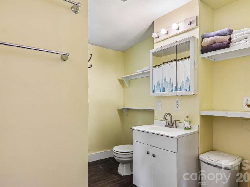 418 Sharptown Road, Canton, NC 28716.  MLS# CAR4421203, YatesRealty ID 50489. 