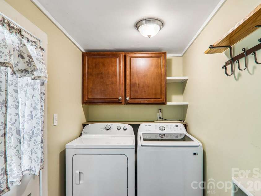 418 Sharptown Road, Canton, NC 28716.  MLS# CAR4421203, YatesRealty ID 50489. 