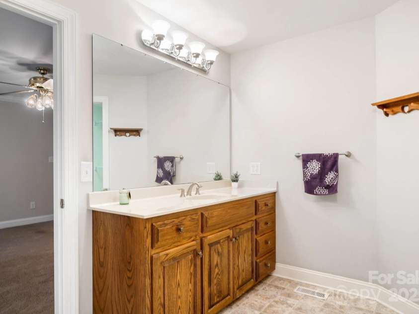 803 Freeman Road, Concord, NC 28025.  MLS# CAR4260320, YatesRealty ID 5049. 