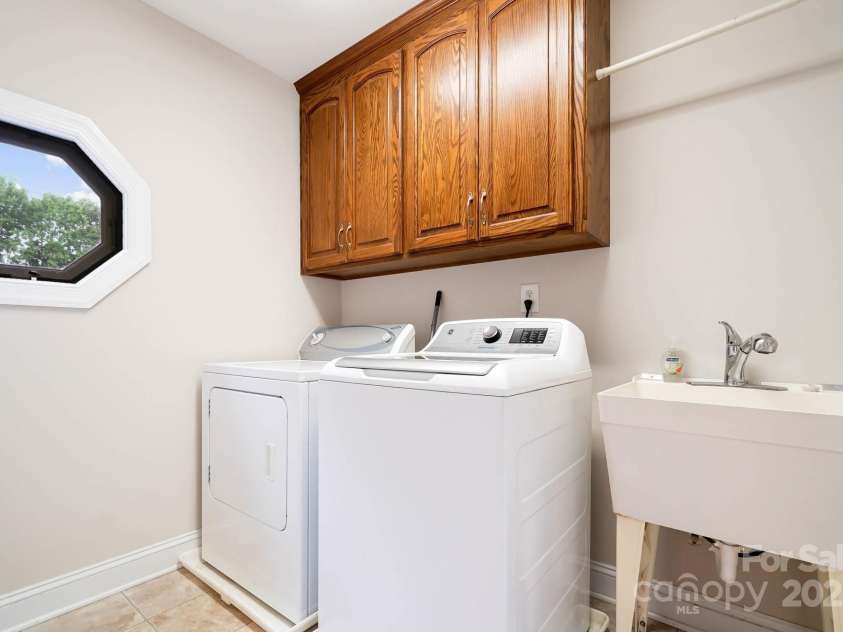 803 Freeman Road, Concord, NC 28025.  MLS# CAR4260320, YatesRealty ID 5049. 