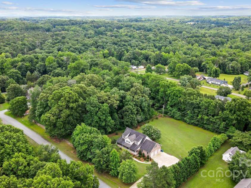 803 Freeman Road, Concord, NC 28025.  MLS# CAR4260320, YatesRealty ID 5049. 