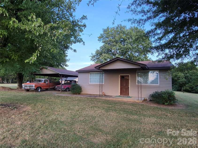 2306 Buffalo Shoals Road, Lincolnton, NC 28092.  MLS# CAR4416262, YatesRealty ID 50493. 