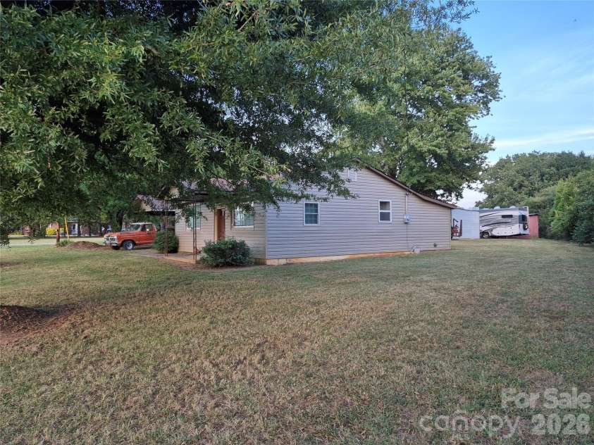 2306 Buffalo Shoals Road, Lincolnton, NC 28092.  MLS# CAR4416262, YatesRealty ID 50493. 