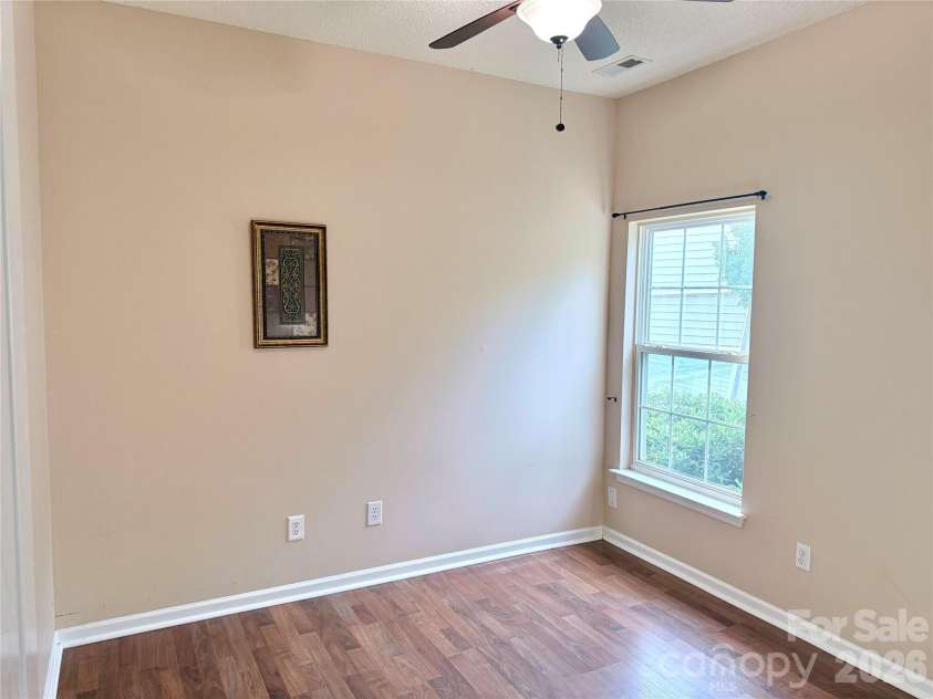10323 Green Hedge Avenue, Charlotte, NC 28269.  MLS# CAR4419827, YatesRealty ID 50494. 