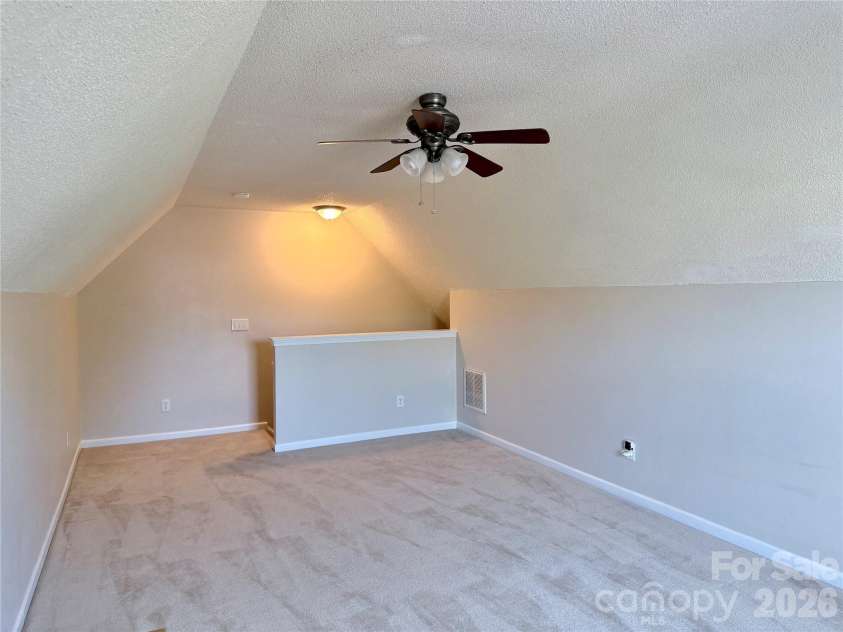 10323 Green Hedge Avenue, Charlotte, NC 28269.  MLS# CAR4419827, YatesRealty ID 50494. 