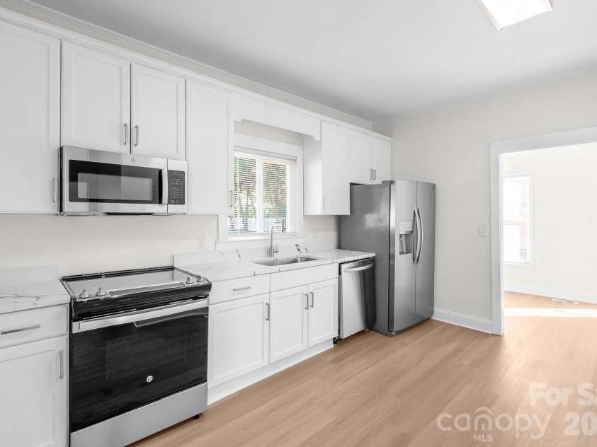 204 Pleasant Street, Belmont, NC 28012.  MLS# CAR4423492, YatesRealty ID 50496. 