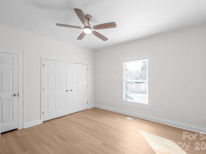 204 Pleasant Street, Belmont, NC 28012.  MLS# CAR4423492, YatesRealty ID 50496. 