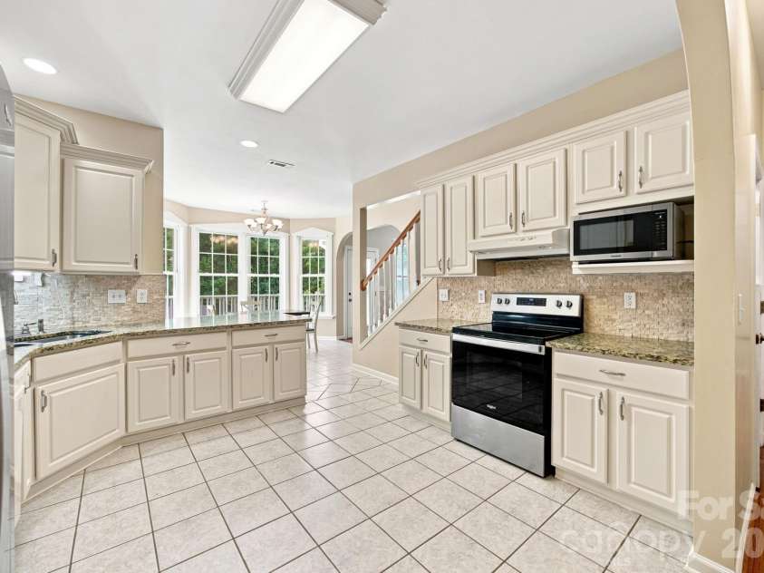 421 De Lara Circle, Salisbury, NC 28146.  MLS# CAR4411732, YatesRealty ID 50497. 