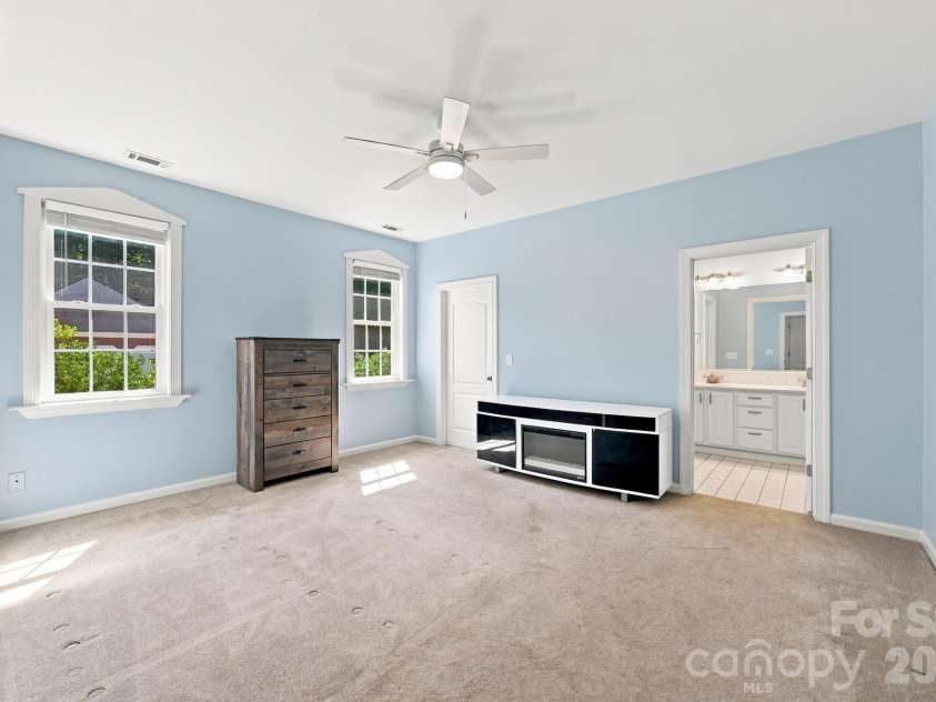 421 De Lara Circle, Salisbury, NC 28146.  MLS# CAR4411732, YatesRealty ID 50497. 