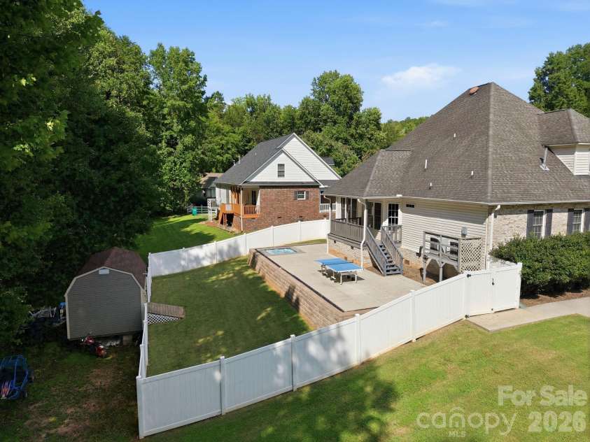 421 De Lara Circle, Salisbury, NC 28146.  MLS# CAR4411732, YatesRealty ID 50497. 