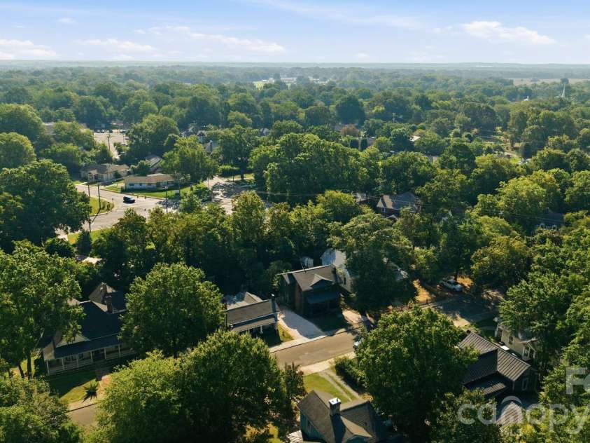 503 Washington Street, Monroe, NC 28112.  MLS# CAR4422789, YatesRealty ID 50499. 