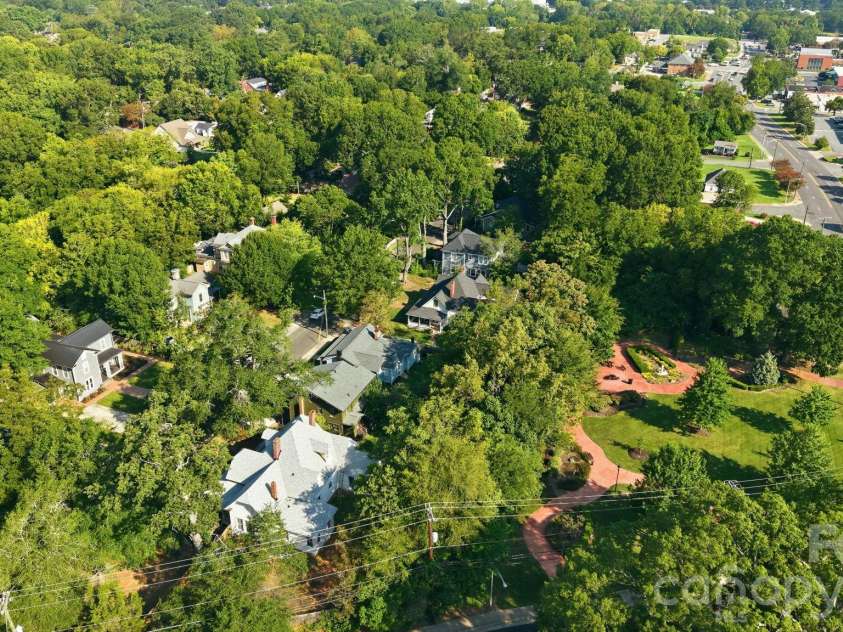 503 Washington Street, Monroe, NC 28112.  MLS# CAR4422789, YatesRealty ID 50499. 