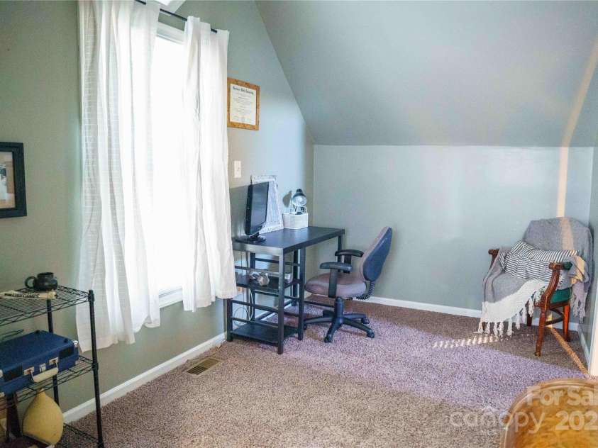 2111 Windermere Lane, Shelby, NC 28150.  MLS# CAR4193162, YatesRealty ID 505. 