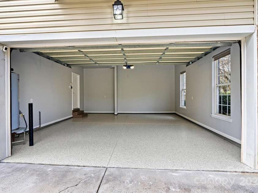 116 Diamond Head Drive, Mooresville, NC 28117.  MLS# CAR4208538, YatesRealty ID 5050. Main House Garage with New Epoxy Floor