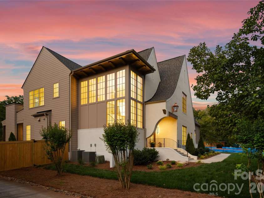 236 Wingrave Drive, Charlotte, NC 28270.  MLS# CAR4422775, YatesRealty ID 50500. 