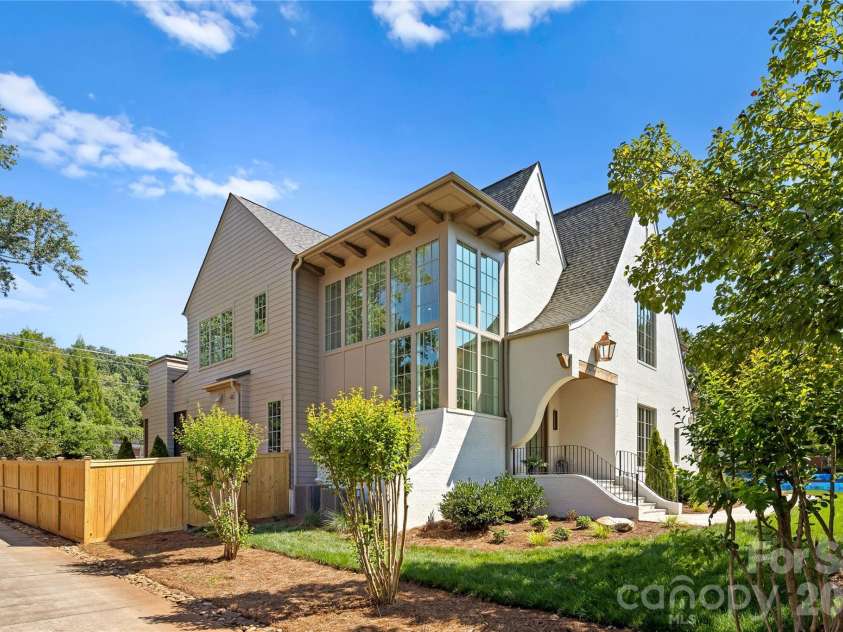 236 Wingrave Drive, Charlotte, NC 28270.  MLS# CAR4422775, YatesRealty ID 50500. 
